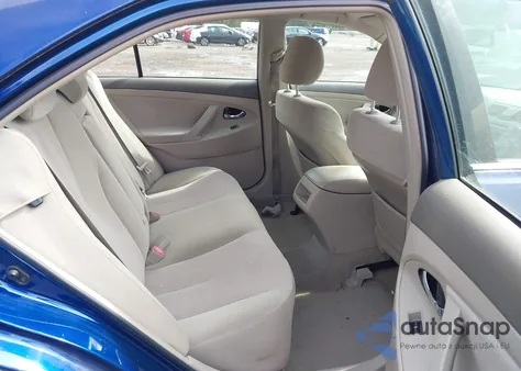 2010 Toyota Camry z USA, uszkodzony, nr VIN 4T1BF3EK9AU578929